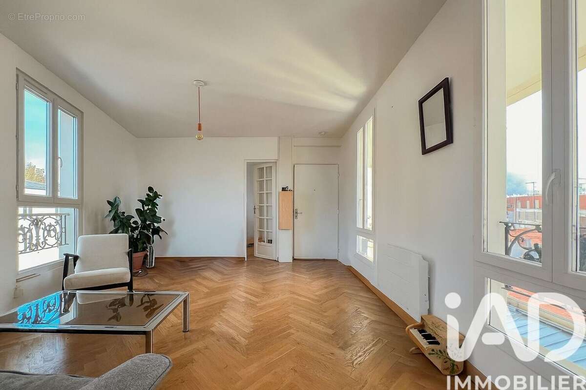 Photo 3 - Appartement à BAGNOLET