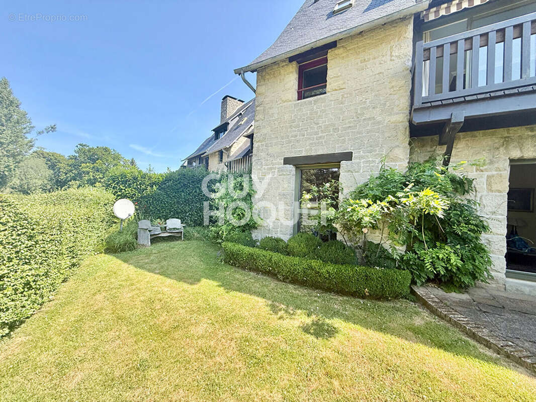 Appartement à TOURGEVILLE