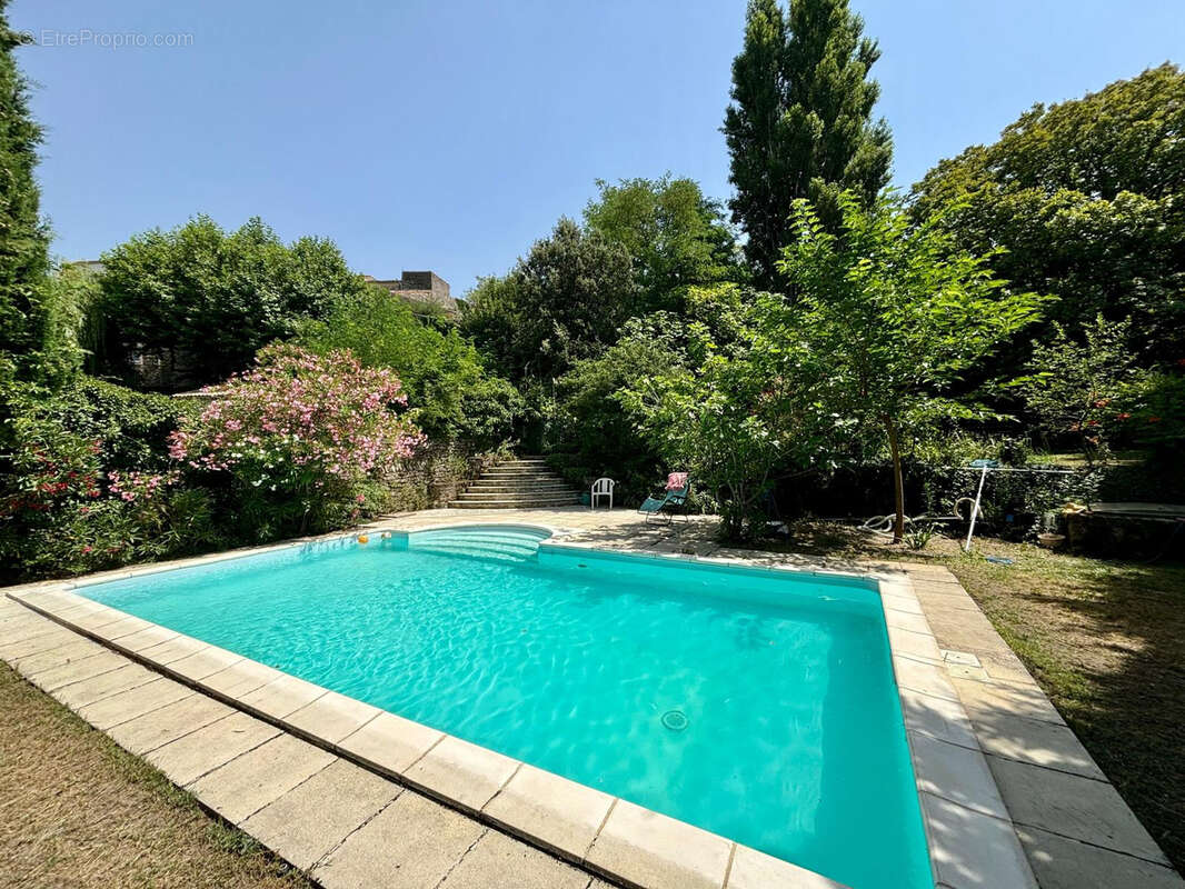 Maison à GRIGNAN