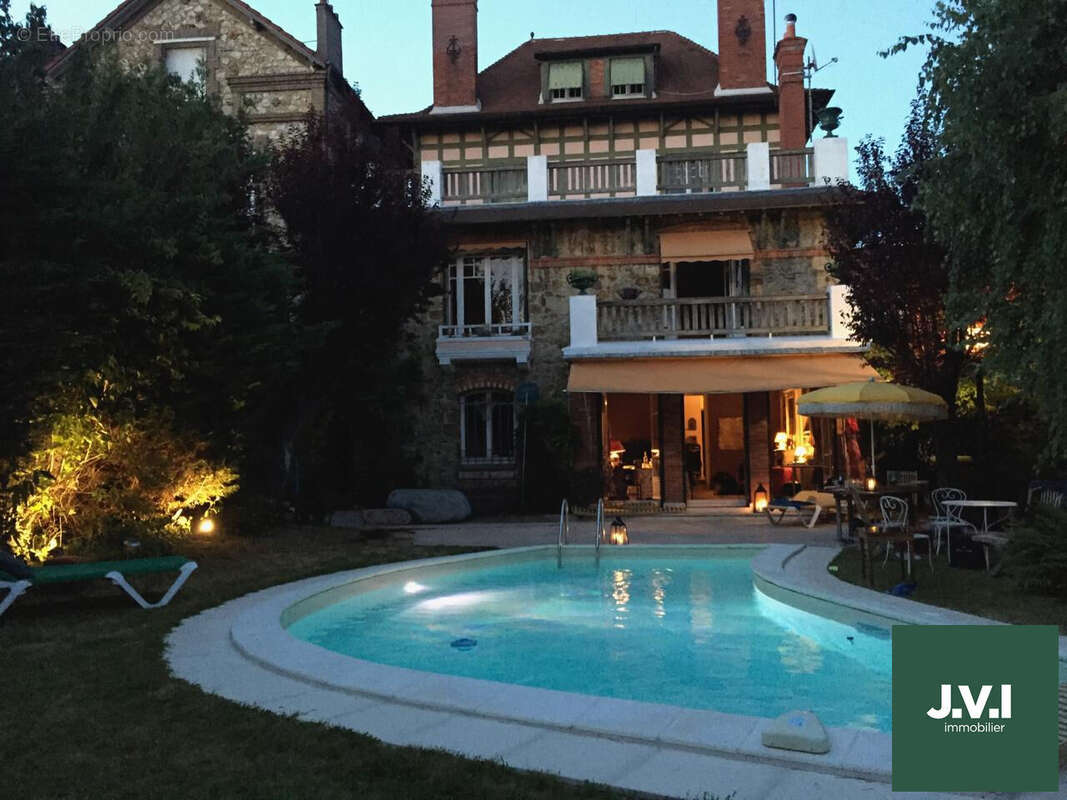 Maison à ENGHIEN-LES-BAINS