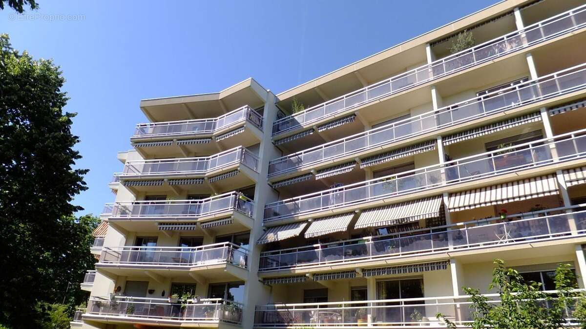 Appartement à CALUIRE-ET-CUIRE