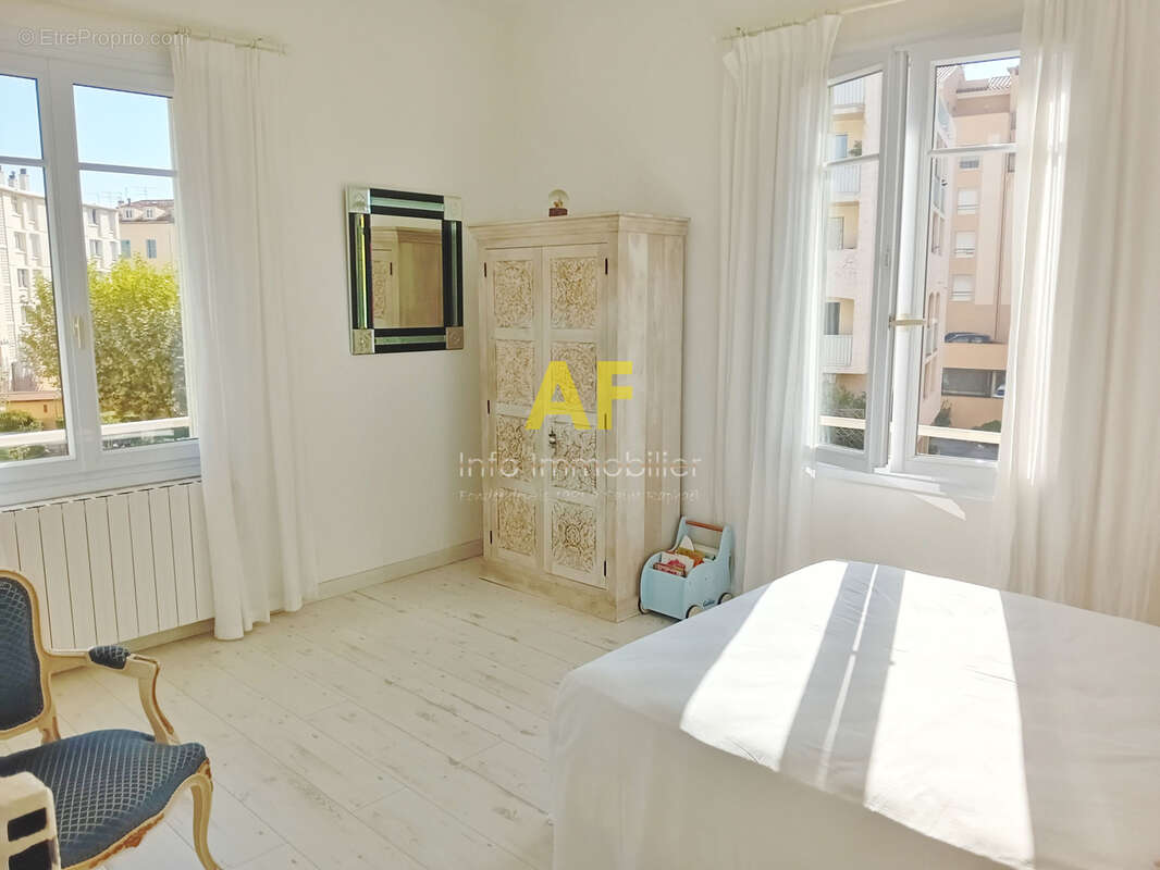 Appartement à SAINT-RAPHAEL