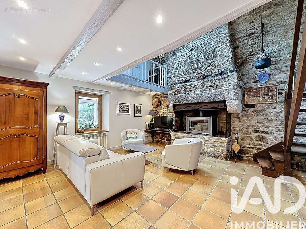 Maison 135 m² à Clohars-Carnoet  - photo 4
