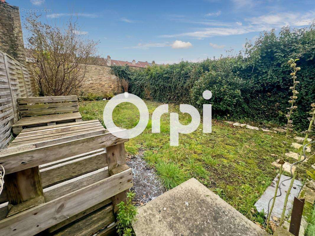 Maison à COUDEKERQUE-BRANCHE