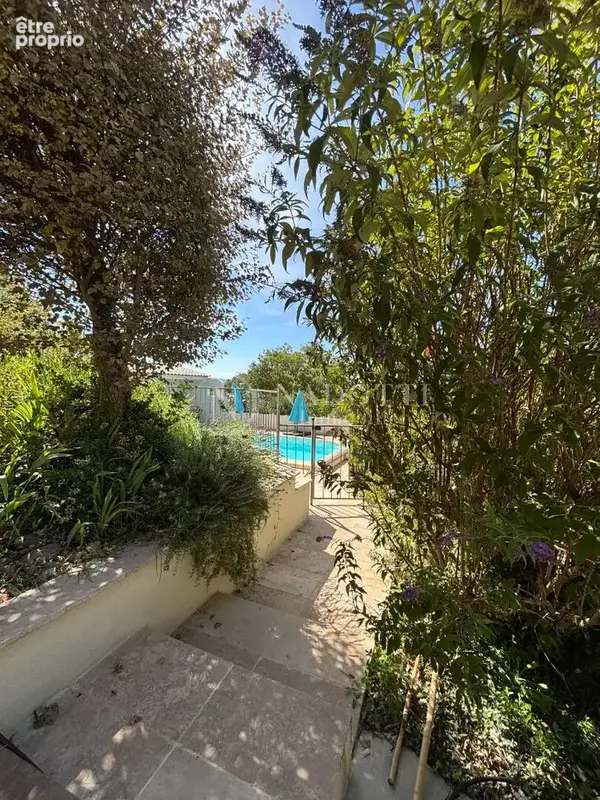À VENDRE - EXCLUSIVITÉ- Maison Cadenet T6 avec jardin, piscine et garage - photo 8