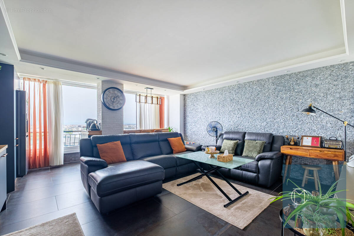 Appartement à LA MULATIERE