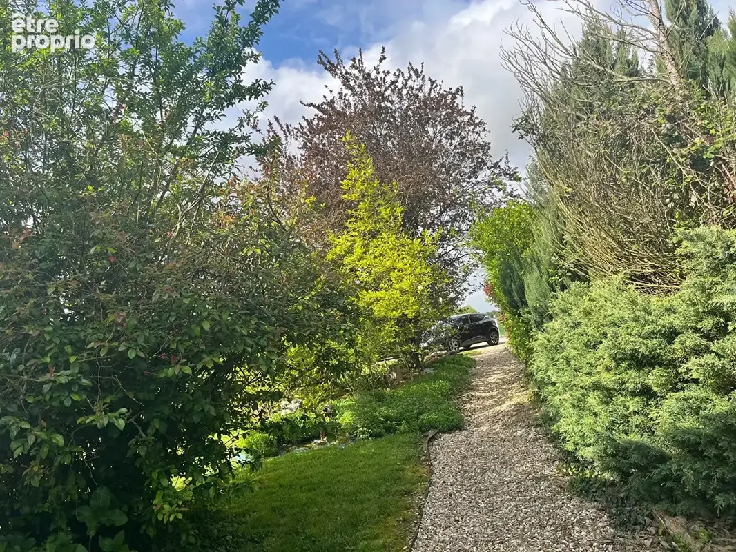 Villa contemporaine de grand standing à vendre à Venon - Réf. DD1801L - photo 14