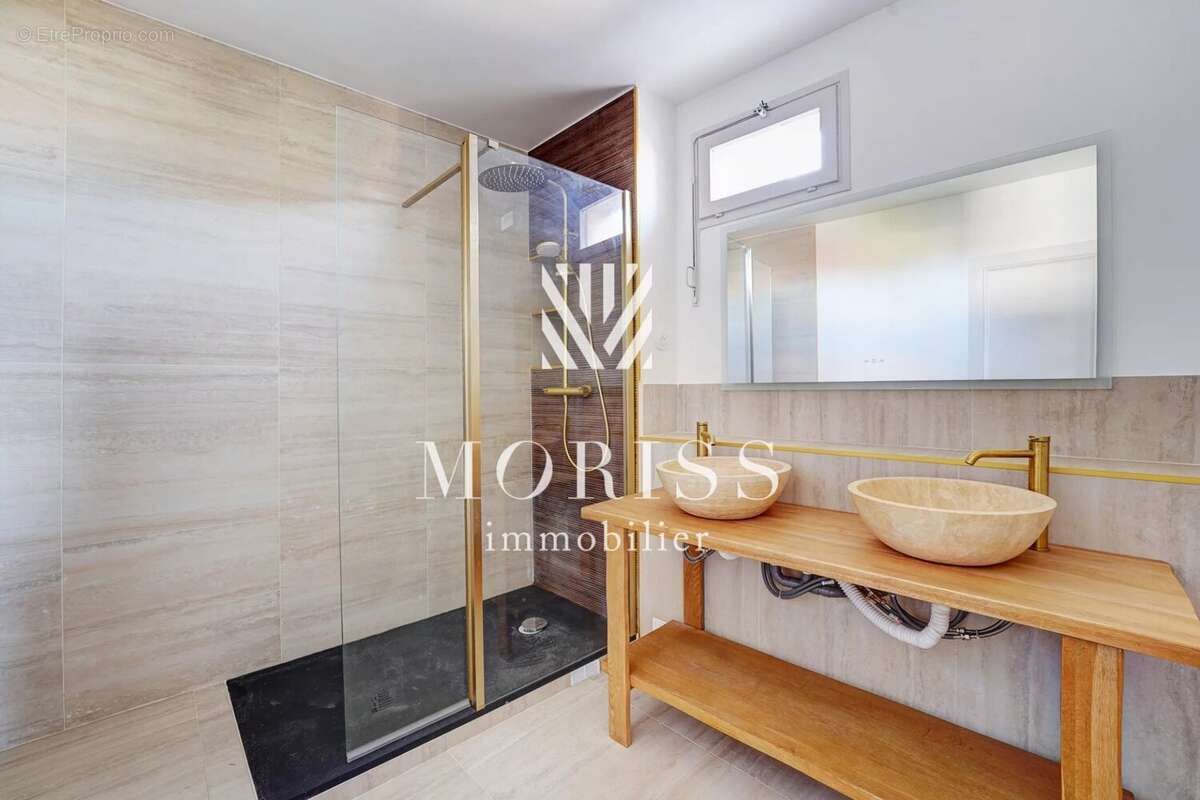 Appartement à NOGENT-SUR-MARNE