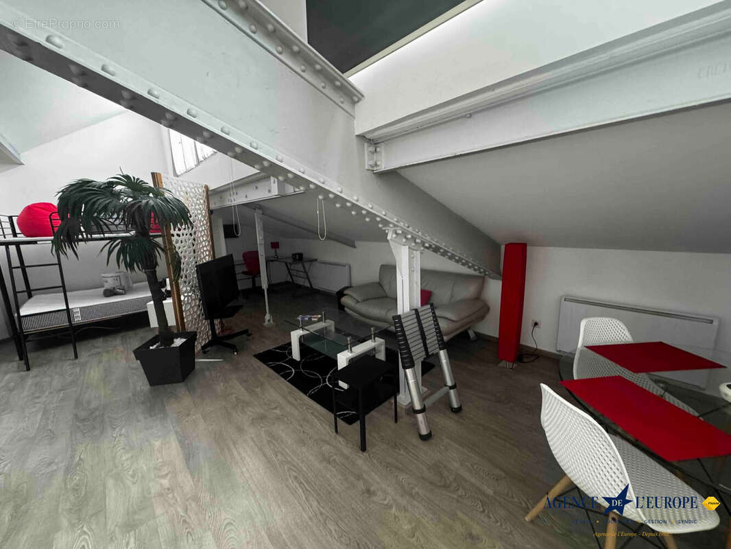 Appartement 39 m² à Vichy  - photo 5