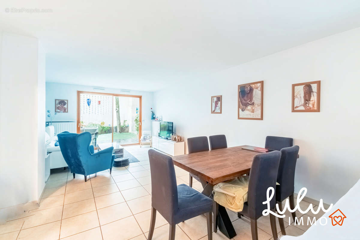 TASSIN-Maison de ville - T5 de 129 m² avec jardin - Hyper-centre - photo 3