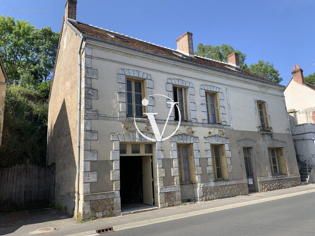 Maison à MAZANGE