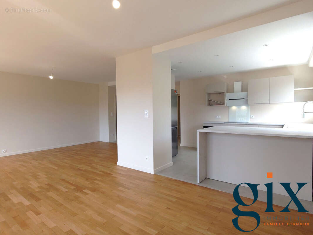 Appartement à GIERES