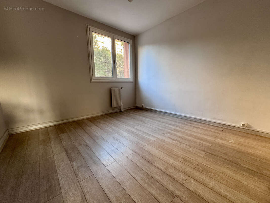 Appartement à MARSEILLE-9E