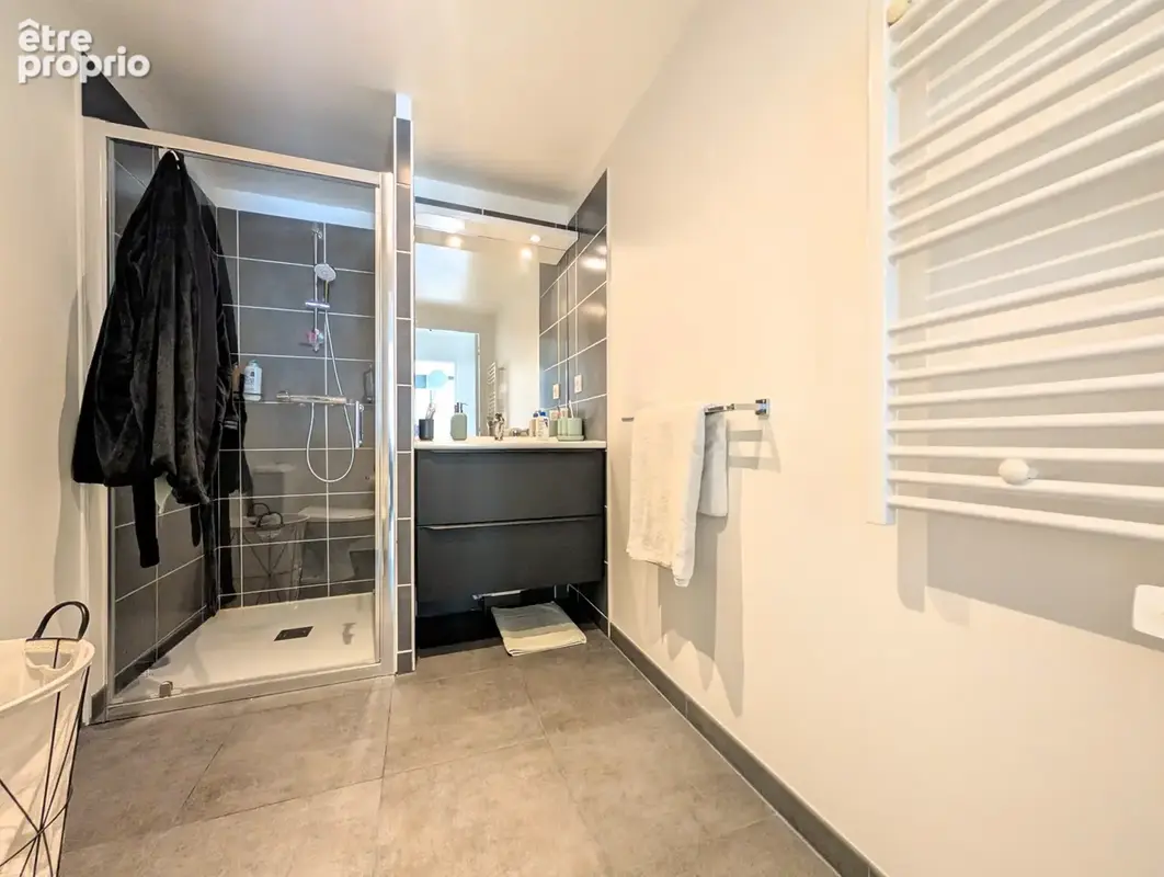 13005 - Camas - Rue de Verdun - T2 40m2 TBE - Terrasse - photo 4