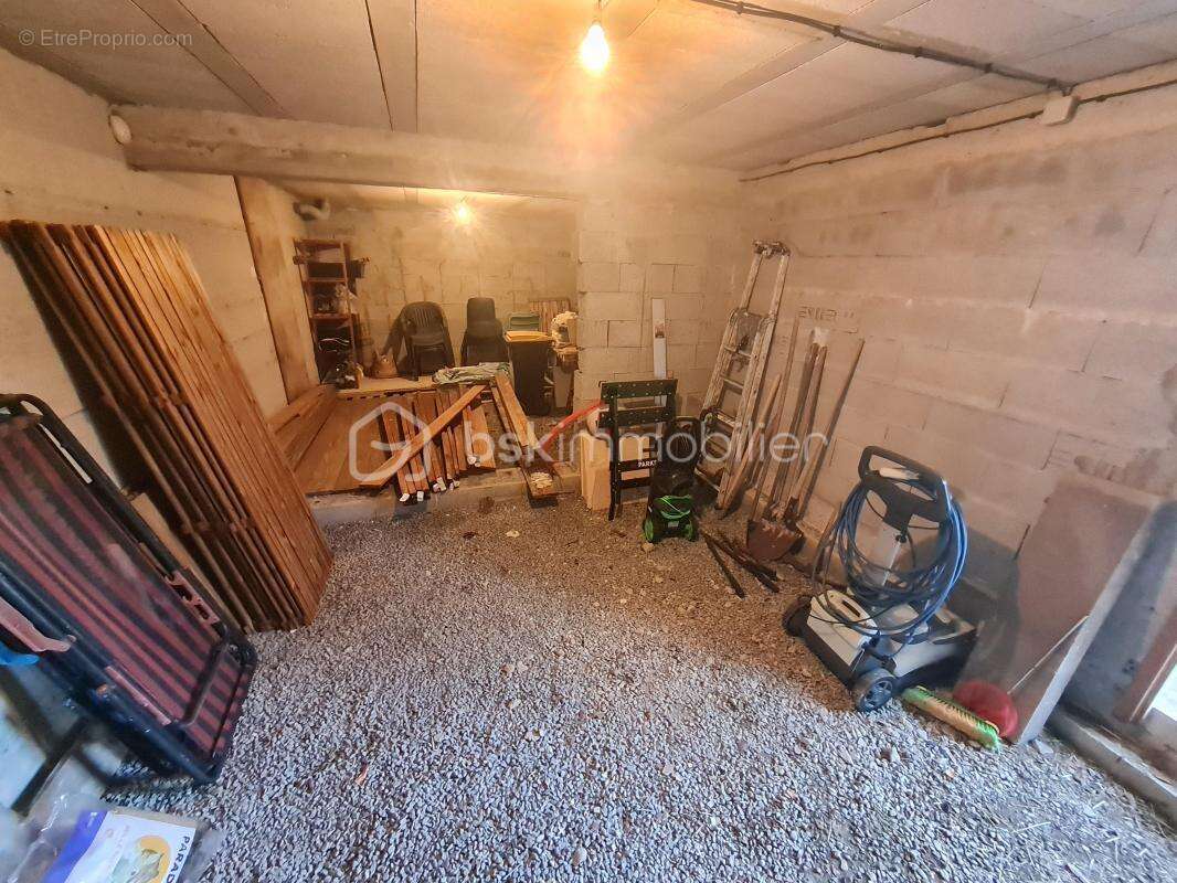 Entre cannes et antibes – maison 5 pièces de 114 m² – 80 m² d’annexes – piscine - photo 19