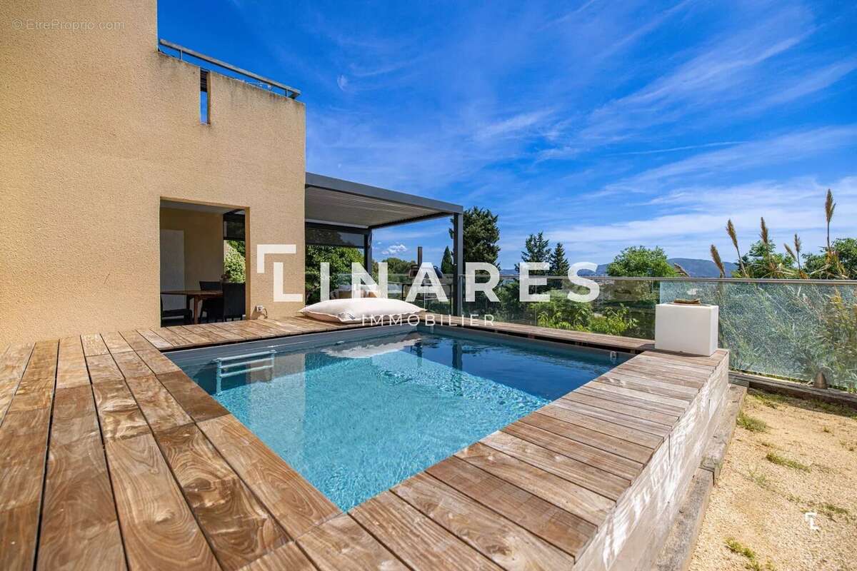 Appartement à MARSEILLE-13E