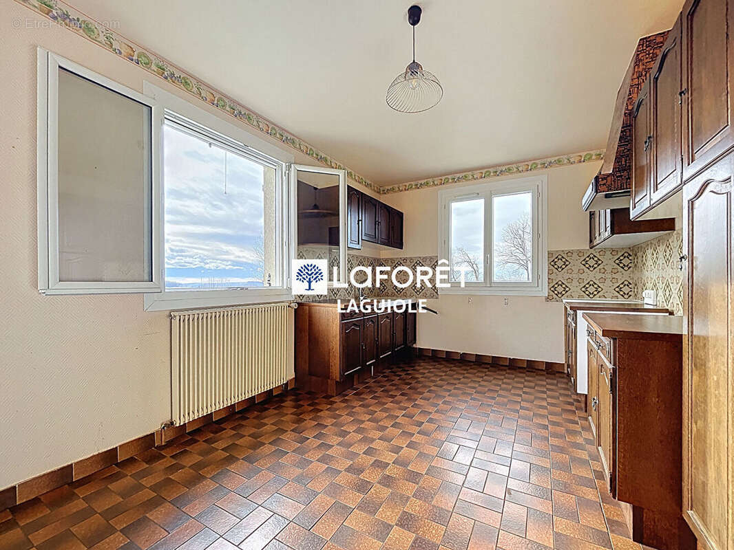 Maison à SAINT-HIPPOLYTE