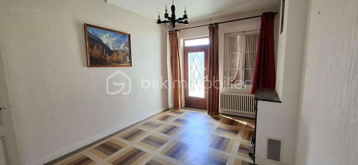 Maison à CHATEAU-RENAULT