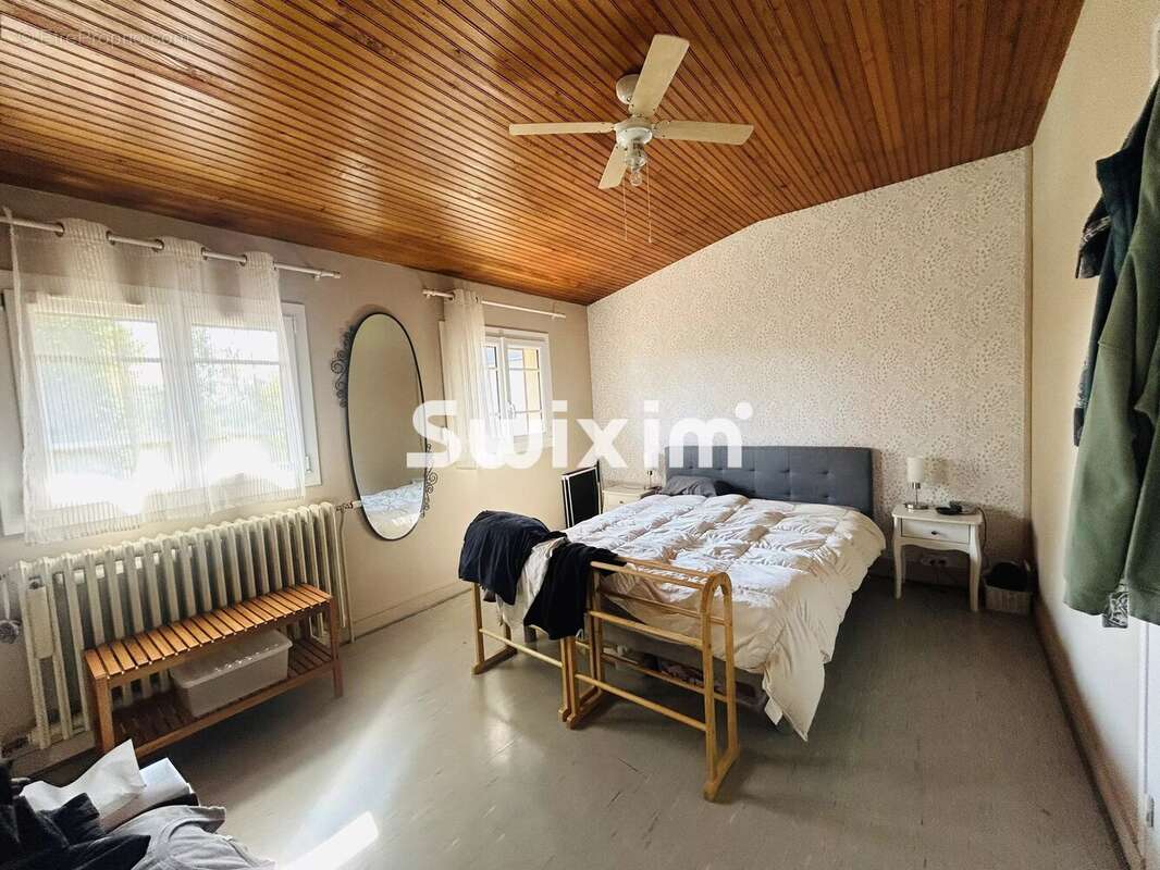 Maison 147 m² à Bletterans  - photo 15