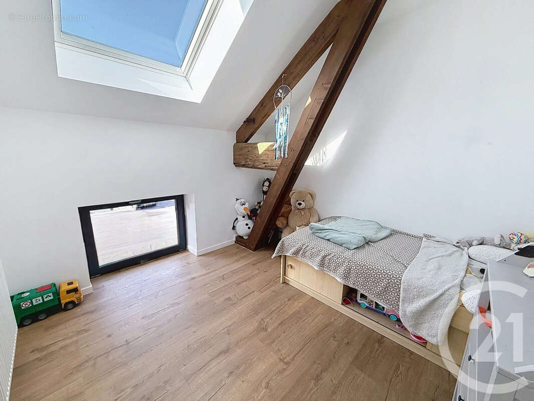 Maison 101 m² à Fretin  - photo 13
