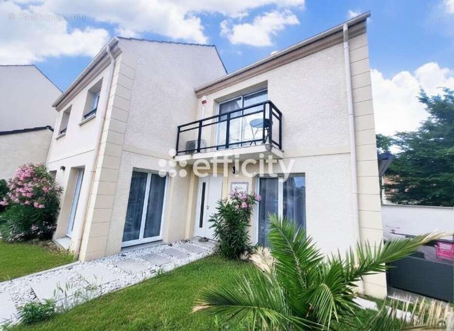 Maison à CONFLANS-SAINTE-HONORINE