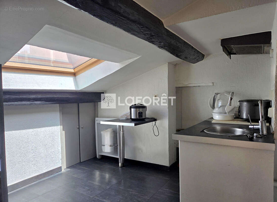 Appartement Toulon 1 pièce(s) 30 m2 - photo 3