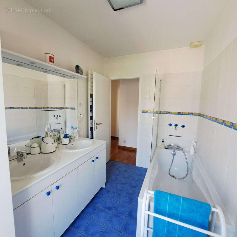 Maison à JOUY-EN-JOSAS