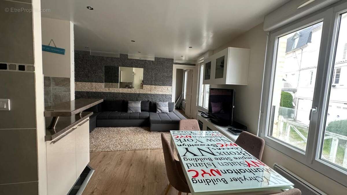Appartement à TROUVILLE-SUR-MER