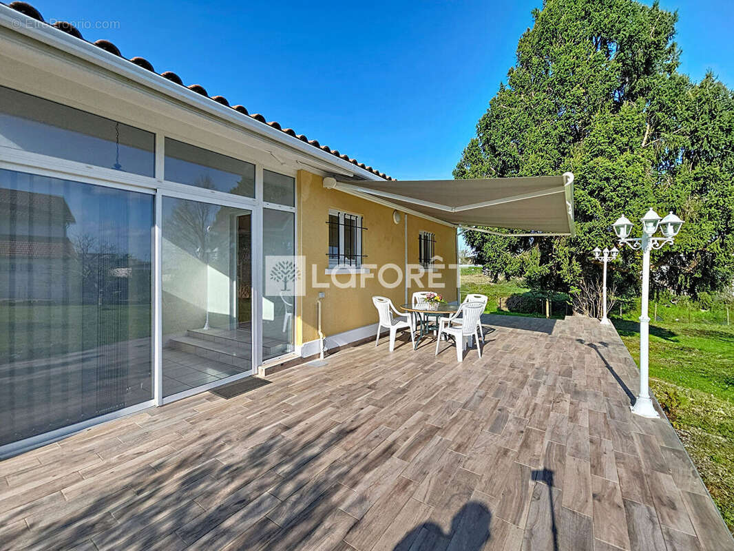 Maison de plain pied Orthez 5 pièces 78m² - photo 3