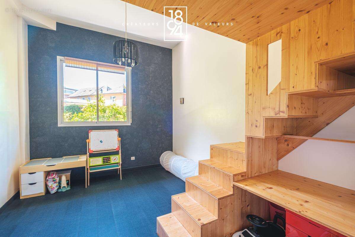 Appartement à VOGLANS