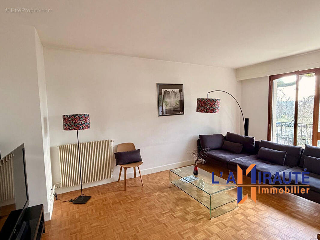 Appartement à MAISONS-LAFFITTE