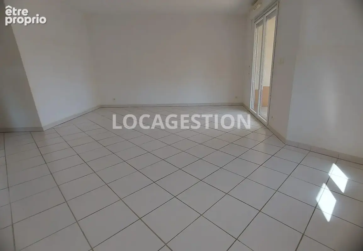 Appartement 3 pièces 68 m² à vendre à Saint-Lys (31470) - photo 2