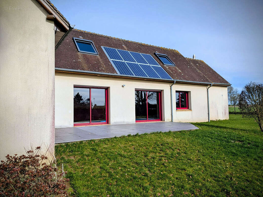 Maison à SAINT-DENIS-SUR-SARTHON