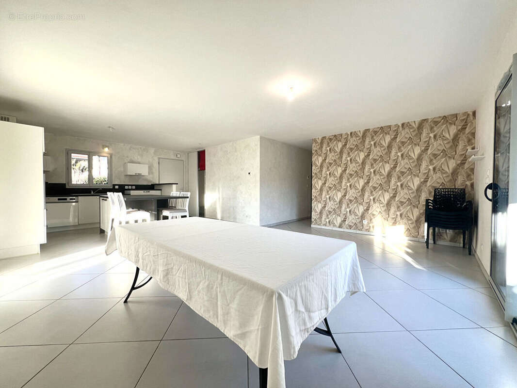 Maison à GIOU-DE-MAMOU