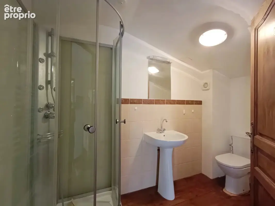Belle grange et maison d'amis proche des commodités - 5 chambres au total! - photo 16