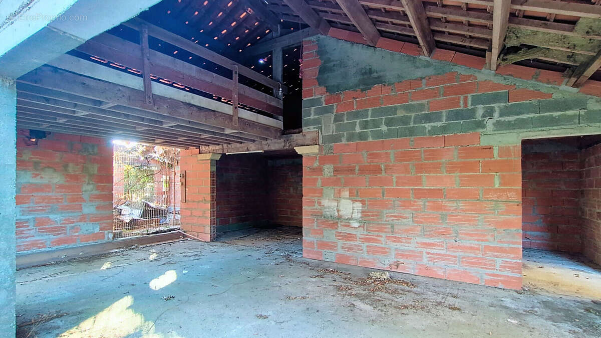 Terrain à SAINT-ANDRE-DE-CUBZAC