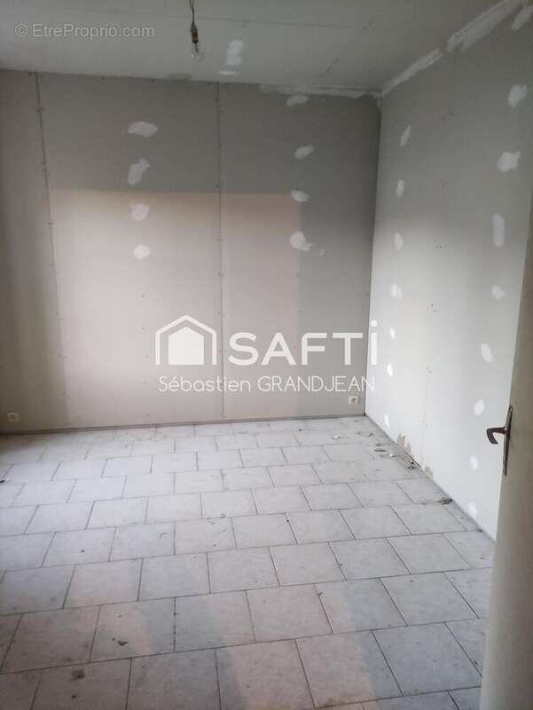 Photo 5 - Maison à LAVAVEIX-LES-MINES