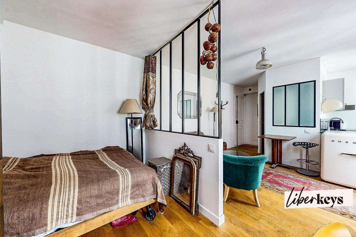 Appartement à PARIS-18E