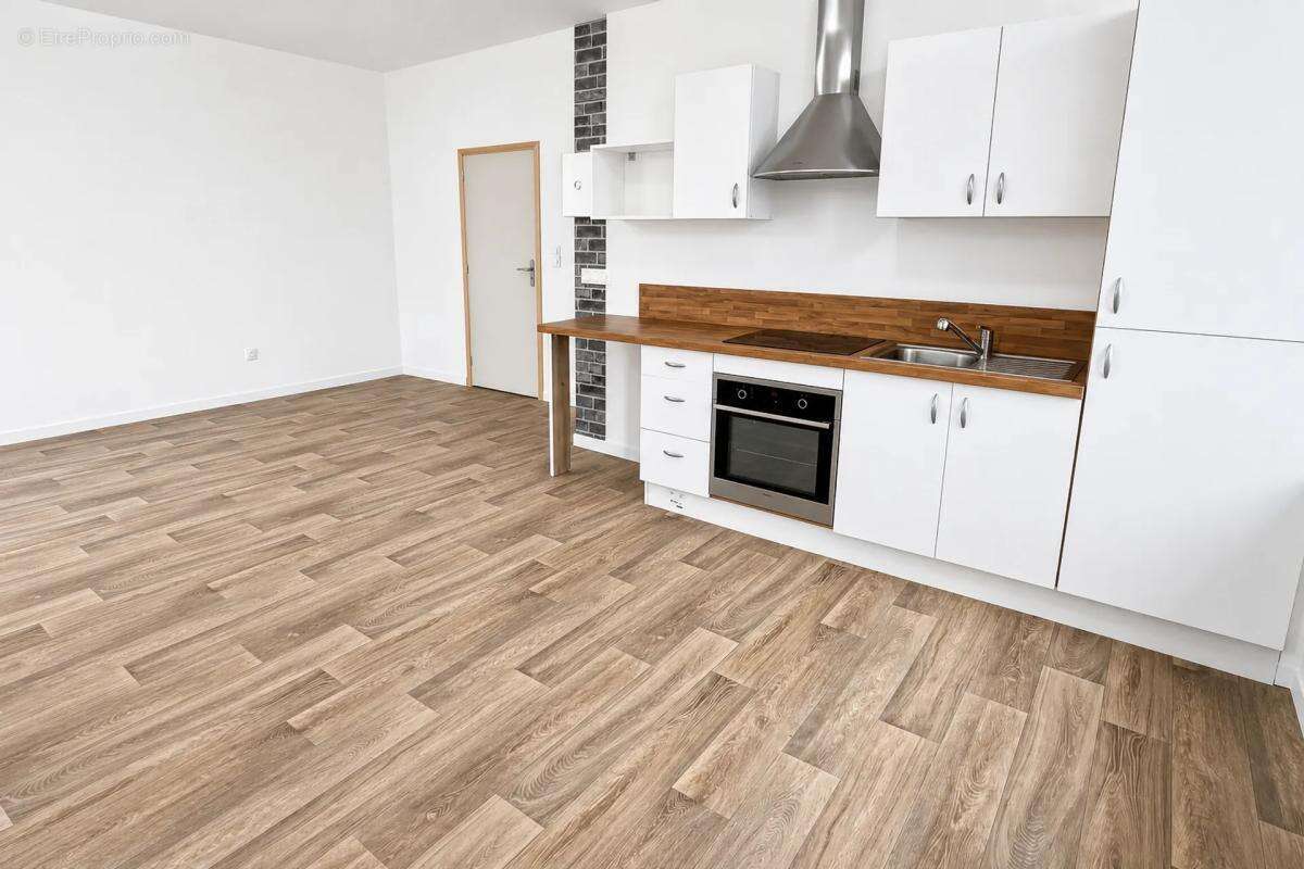 Appartement à PUTTELANGE-AUX-LACS