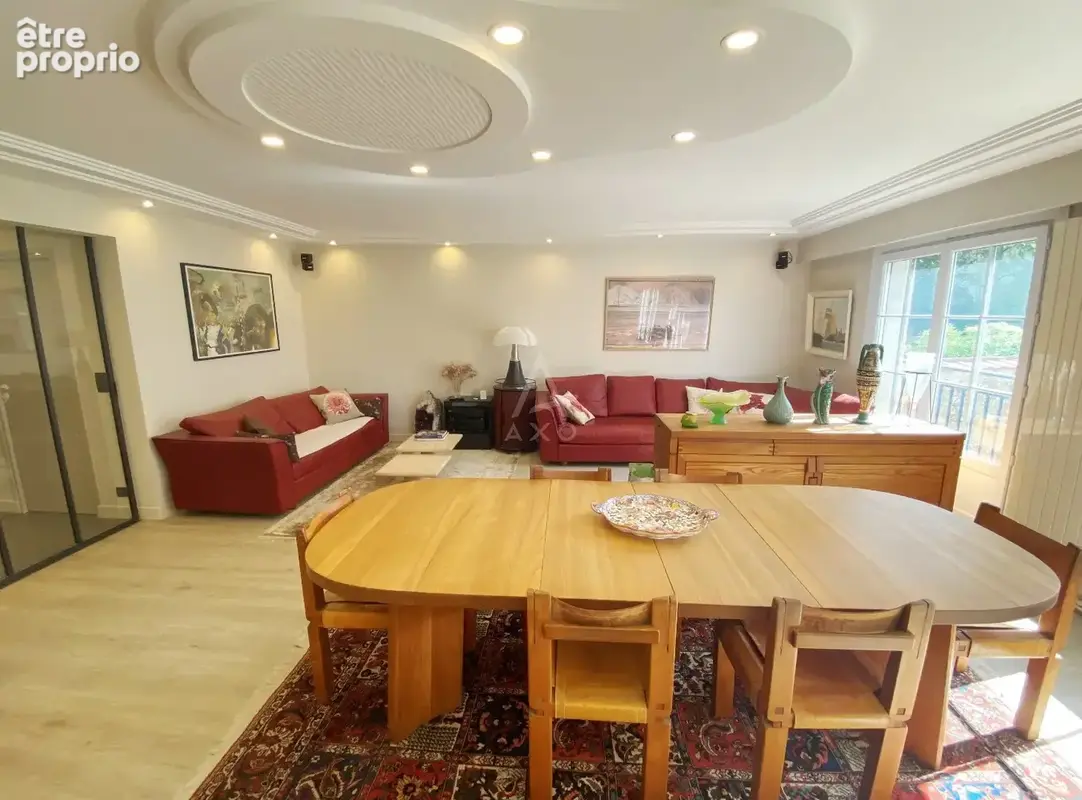 Appartement à VERSAILLES