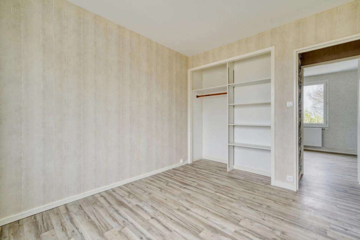 Maison à SAINT-GEORGES-DU-BOIS