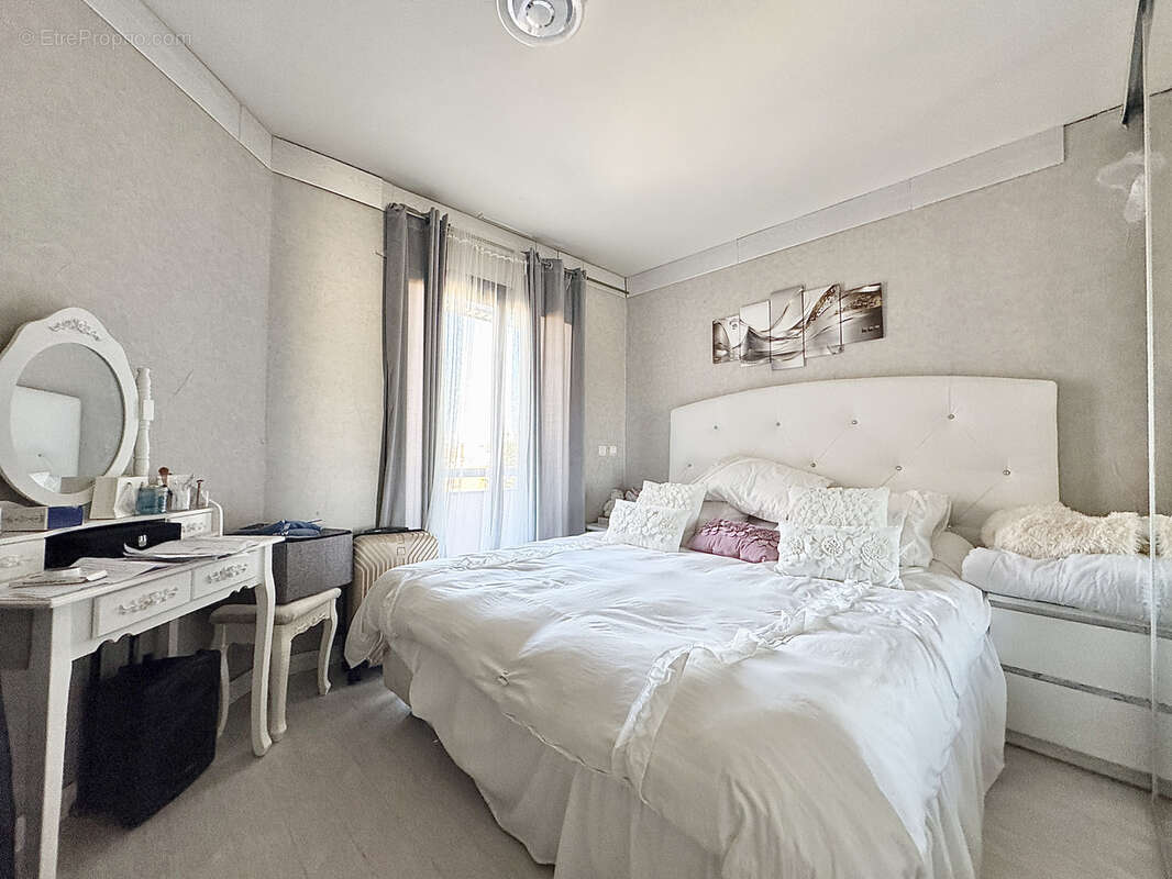 Appartement de standing de 158m2 au pied du tram gaillard - photo 8
