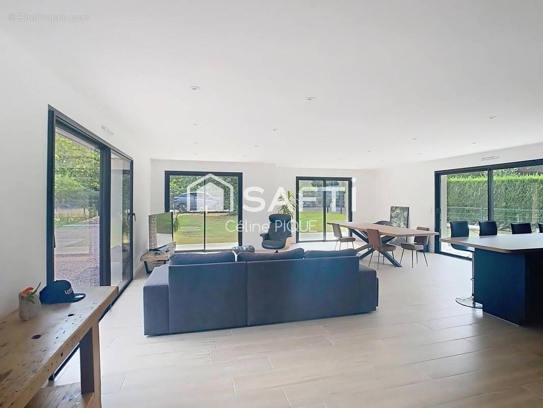 Photo 1 - Maison à VACOGNES-NEUILLY