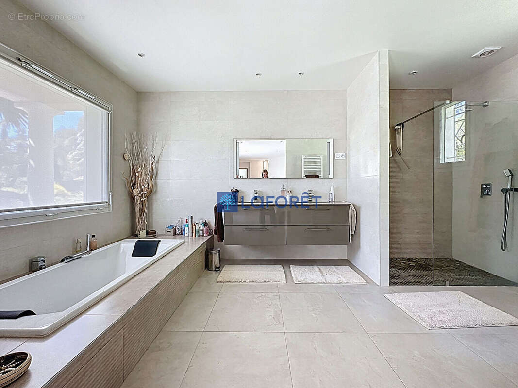 Maison à DRAGUIGNAN