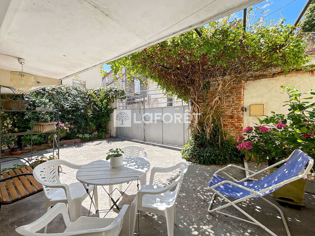Maison T4 de 141 m² -Quartier Montebello à Moissac - photo 2