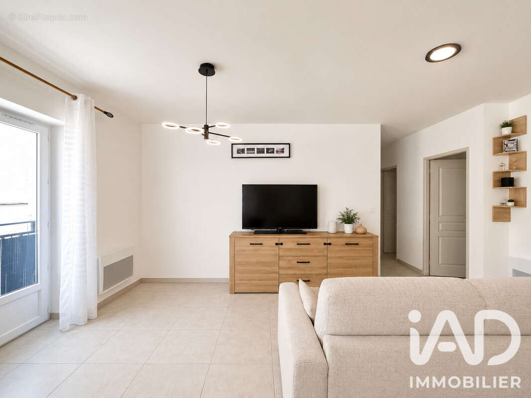 Appartement 72 m² à Montpezat  - photo 3