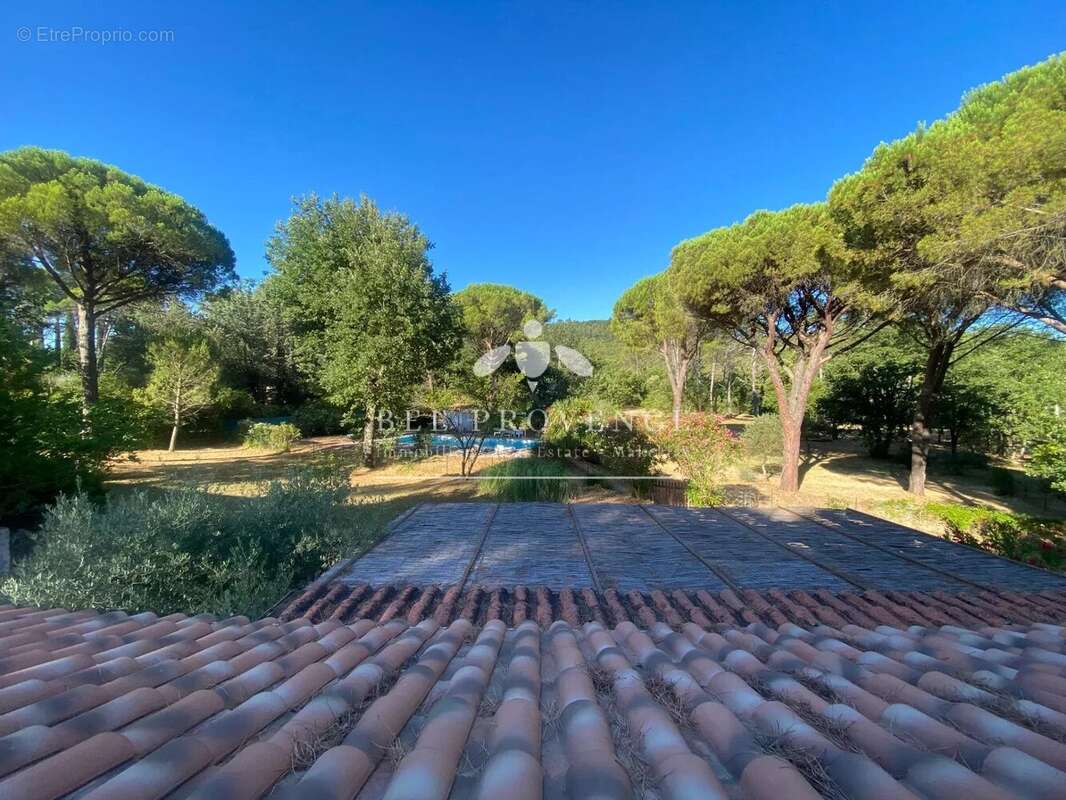 Maison à BESSE-SUR-ISSOLE