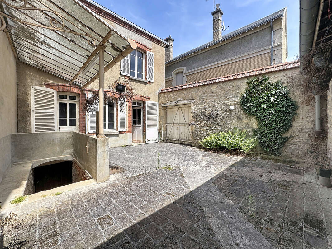 Maison à HERMONVILLE