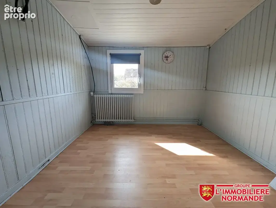 Maison à rénover 140m² et dépendance - Terrain 1200m² - photo 5
