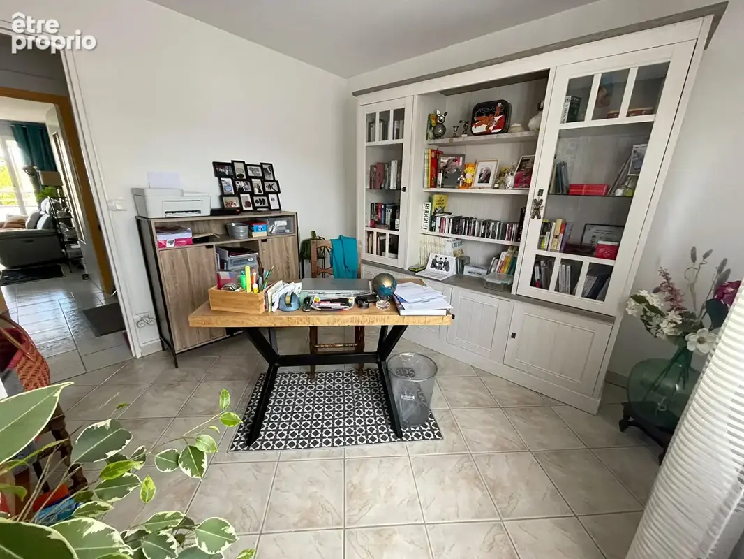 Sur les hauteurs de Bar le Duc : Appartement rénové en très bon état. - photo 6